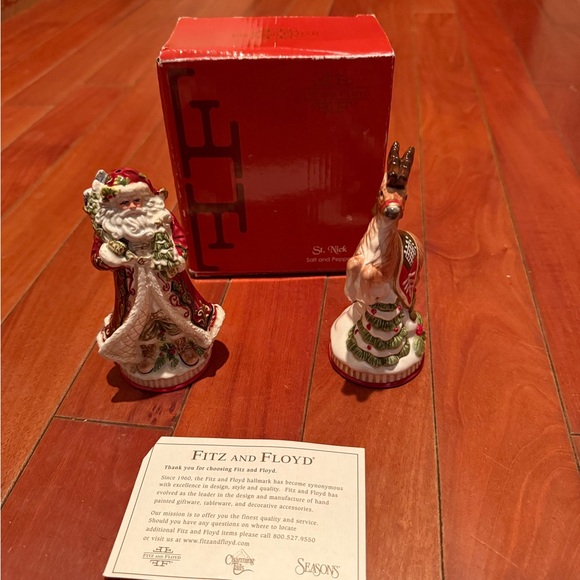 Fitz and Floyd Festive Santa and Reindeer Set salt and pepper shakers - Picture 1 of 6